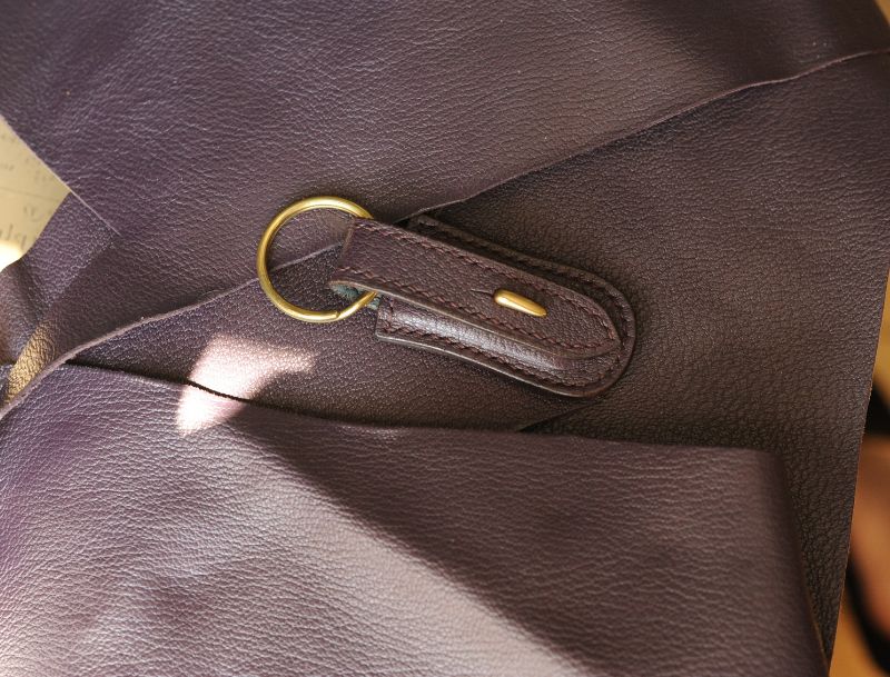 Porte clés en cuir de chèvre violet Porte clés en cuir de chèvre violet